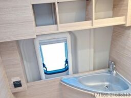 ROADCAR R 600 Citroen 140 PS Eisengrau met. *Markise*AHK