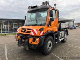 Mercedes-Benz Unimog U427