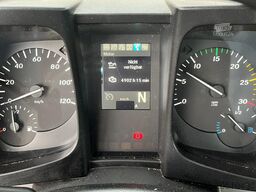 Mercedes-Benz Unimog U427