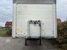 Scmitz Auflieger Plane und Spriegel