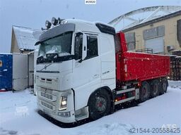 Volvo FH540 8x4 tipper w/ new dual clutch.