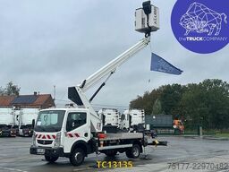 Renault Maxity 140