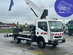 Renault Maxity 140