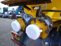 DAF LF 250 4x2 Whale vacuum tank 8 m3