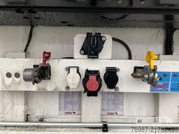 Schmitz Cargobull Tiefkühler Multitemp Doppelstock Trennwand