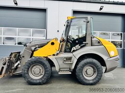 MECALAC AS 700 SCHWENKLADER - 1. HAND