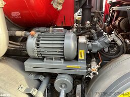 Mercedes-Benz Actros 4141 8x4 Kroll Saug/Spul aufbau