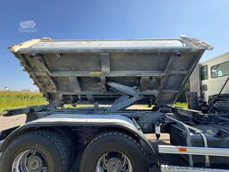 Iveco Trakker 410 6x4 Kipper