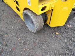 GENIE GS 1932, Scherenarbeitsbühne Genie 8 m