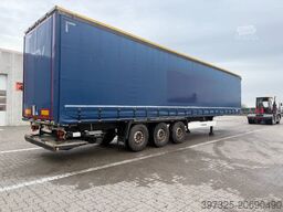 Krone Curtainsider / Planenauflieger / Gardin