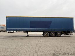 Krone Curtainsider / Planenauflieger / Gardin