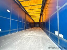 Krone Curtainsider / Planenauflieger / Gardin