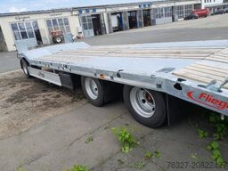 Fliegl 3achs Tieflader Anhänger DTS-S 300 mit Kröpfung