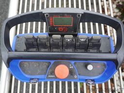 Mercedes-Benz Arocs 2636 6x4 / 2-way tipper / Fassi