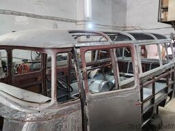 MERCEDES-BENZ Vorgänger Sprinter O 319 Samba mit Faltdach AC