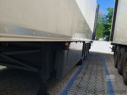 Schmitz Cargobull Tiefkühl-Rohrbahn
