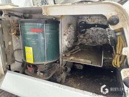 Liebherr R 926 LC
