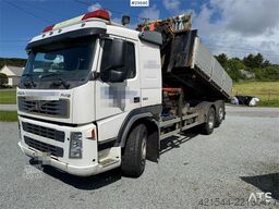 Volvo FM 6x2 crane truck with tipper and a 20t/m Palfing