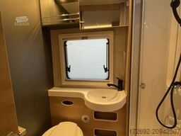 KNAUS L!VE TI 700 MEG Platinum Selection