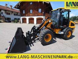 Pala gommata JCB 407 inkl. Schaufel & Palettengabel