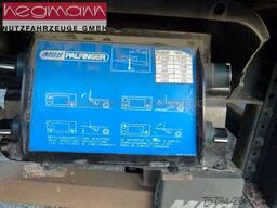 SPIER ZGL 255, Zentralachsanhänger, Koffer, Ladebordw.