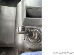 MAN LE 8.180 Pritschenwagen / Türen / Edscha