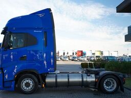 IVECO S-WAY / 460 / RETARDER / LNG / MEGA / LOW DECK