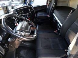 IVECO S-WAY / 460 / RETARDER / LNG / MEGA / LOW DECK