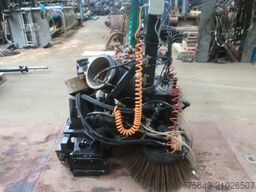 Unimog AUGL Kehrmaschine KMU88H AUGL KMU88H, Kehrmaschinen-Aufbau