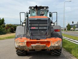 Hitachi ZW220-5B