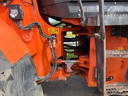 Hitachi ZW220-5B