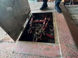 LANGENDORF TUE 24/100-3 Achser