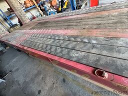 LANGENDORF TUE 24/100-3 Achser