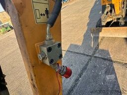 HYUNDAI 16-9 Löffel Packet mit Abruchhammer