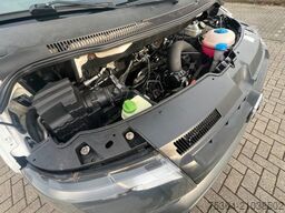 VOLKSWAGEN T5 Kombi 2.0 Tdi Lang BlueMotion 9 Sitze Klima