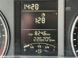 VOLKSWAGEN T5 Kombi 2.0 Tdi Lang BlueMotion 9 Sitze Klima