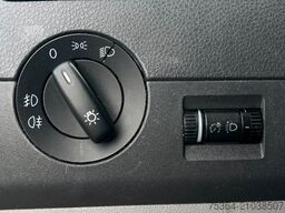 VOLKSWAGEN T5 Kombi 2.0 Tdi Lang BlueMotion 9 Sitze Klima