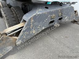 Fuchs Umschlagbagger MHL 320