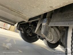 Schmitz Cargobull Curtainsider Mega