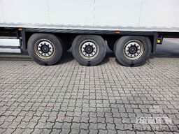 Schmitz Cargobull Tiefkühler Standard