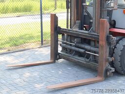 Kalmar DCE 70-6 HE | SIDESHIFT | SPREADER | 7 TON
