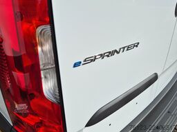 MERCEDES-BENZ Sprinter 420 Elektro bis zu 19 Schlafsessel