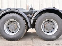 Daf CF85.410  8x4 E5 Blatt Blatt AHK Vorbereitung
