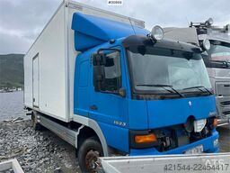 Mercedes-Benz 1523