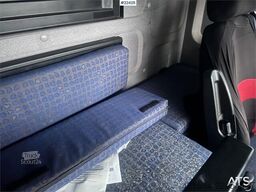 MAN LE 9.220 Box Truck – Low Mileage