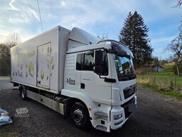 MAN TGM 15.250 Box Truck with Refrigeration/Freezer Un