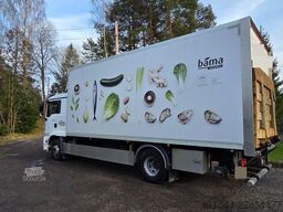 MAN TGM 15.250 Box Truck with Refrigeration/Freezer Un