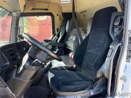 Mercedes-Benz Actros 1835L 4x2 box truck w/ ADR rigged, new clut