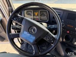 Mercedes-Benz Actros 1835L 4x2 box truck w/ ADR rigged, new clut