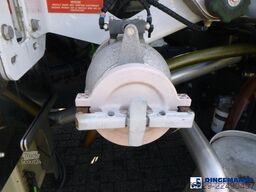 Renault Midlum 270 4x2 fuel tank 13.7 m3 / 4 comp